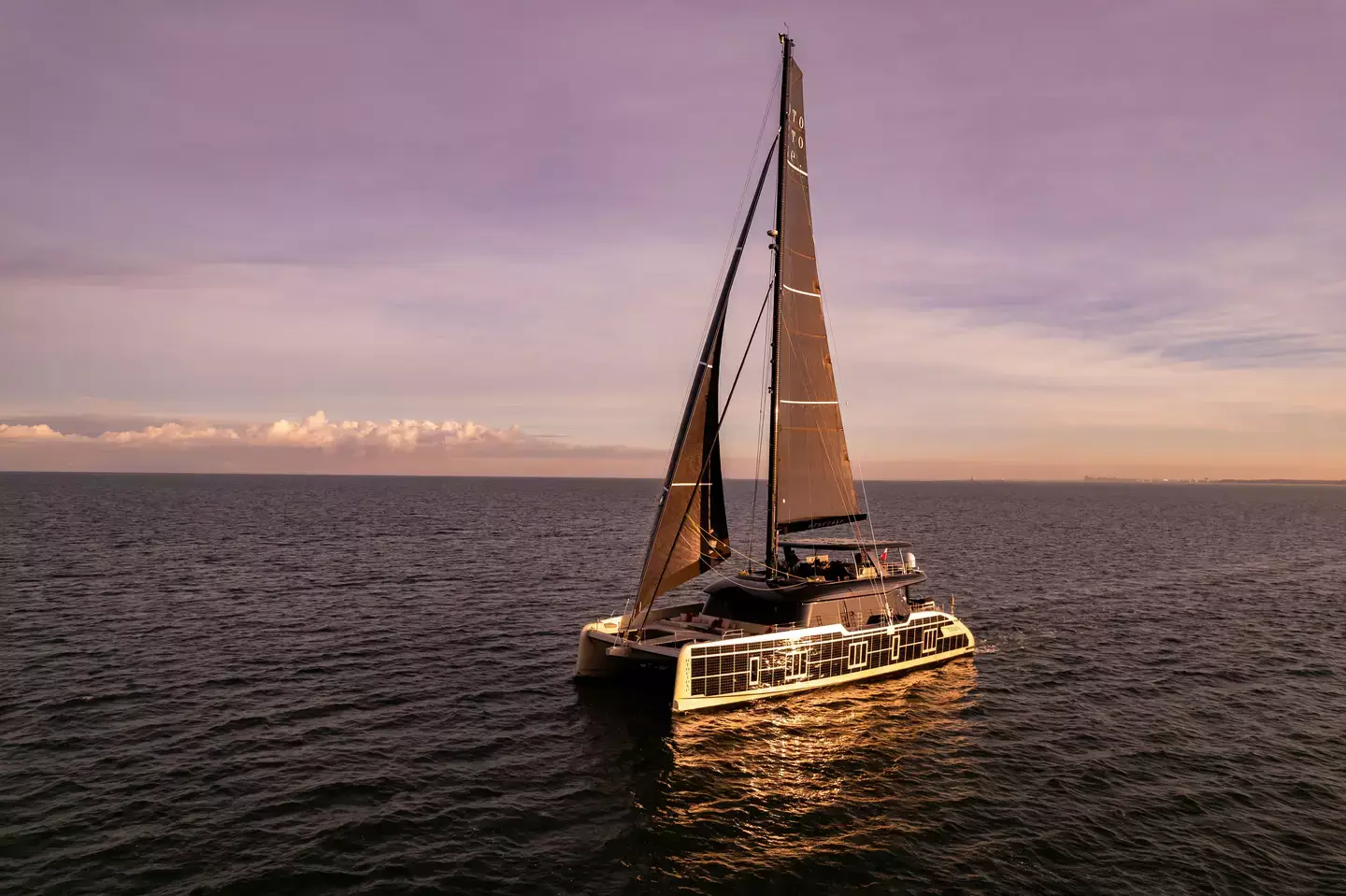 otoctone-catamaran otoctone-catamaran